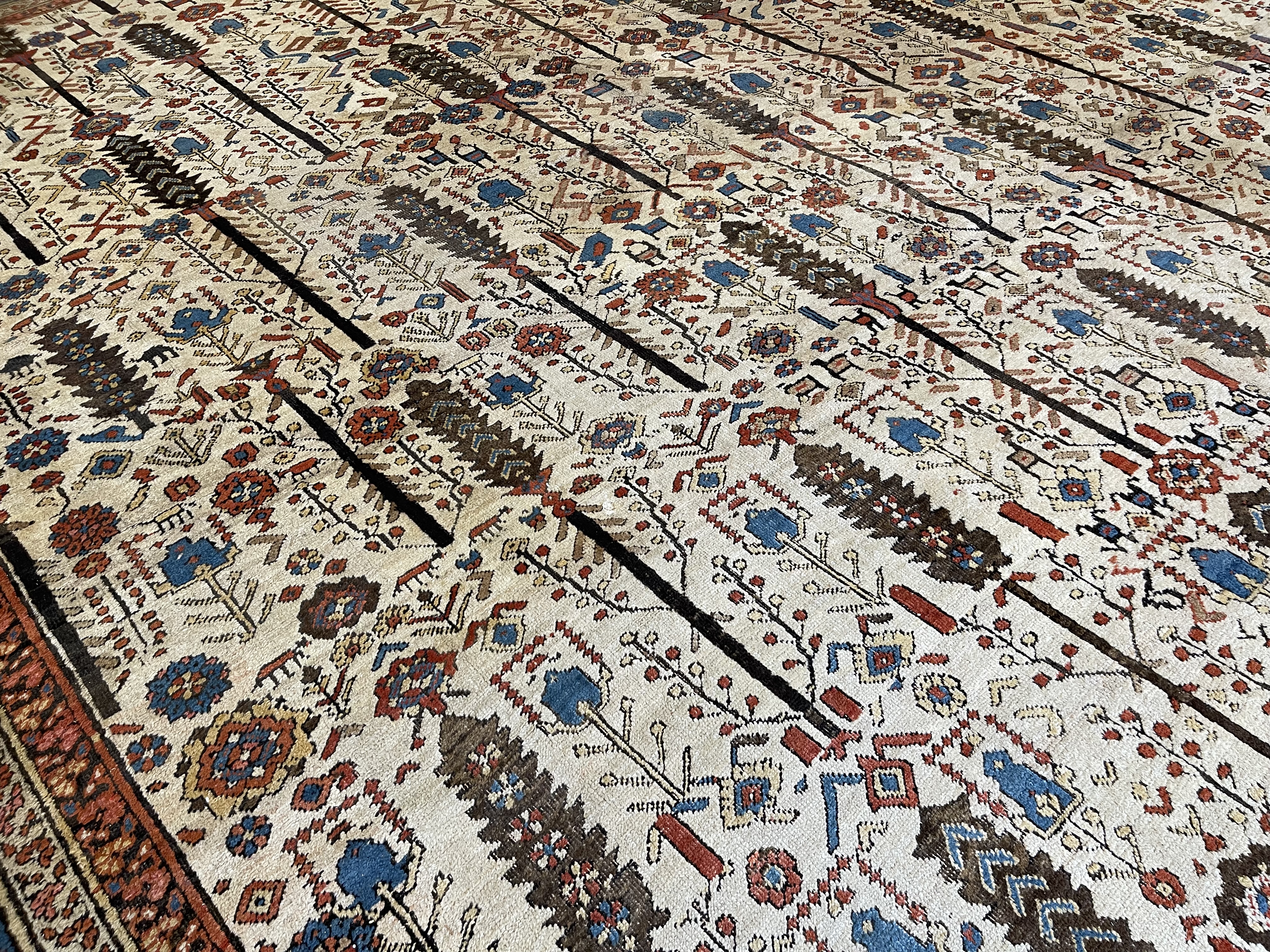 Antique bakshaish Carpet - # 57886