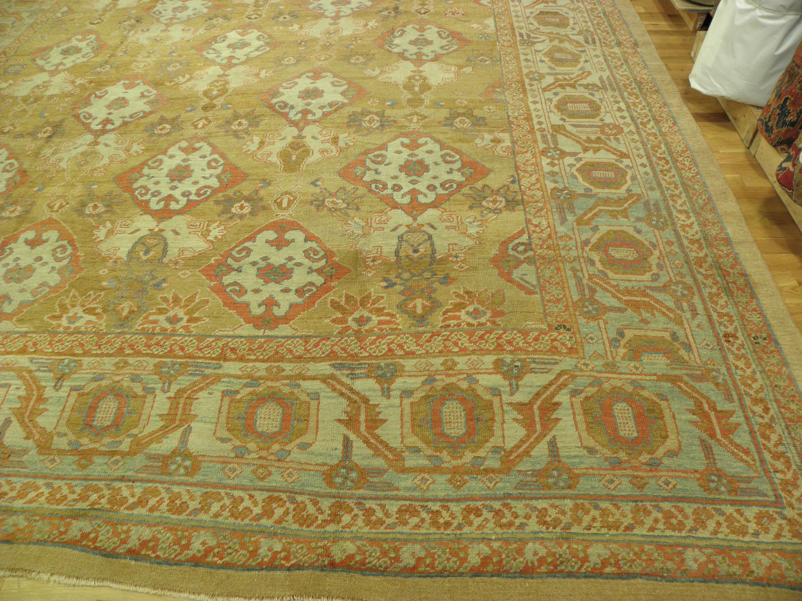 Antique bakshaish Carpet - # 6753