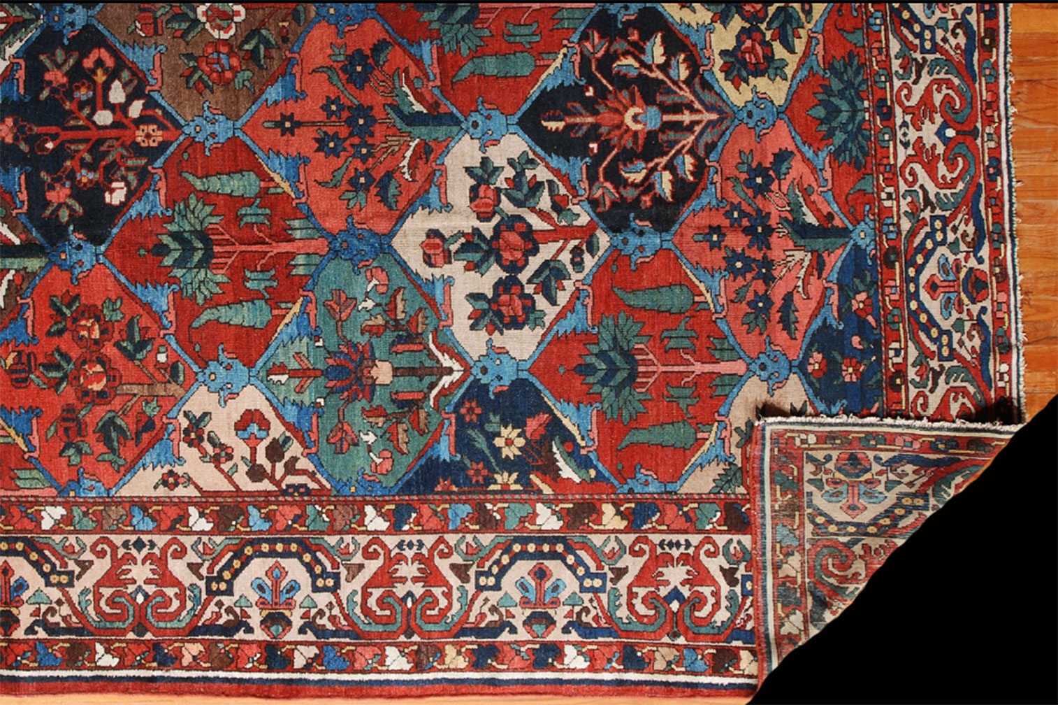 Antique baktiari Carpet - # 52283