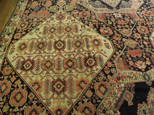 Antique baktiari Carpet - # 6438