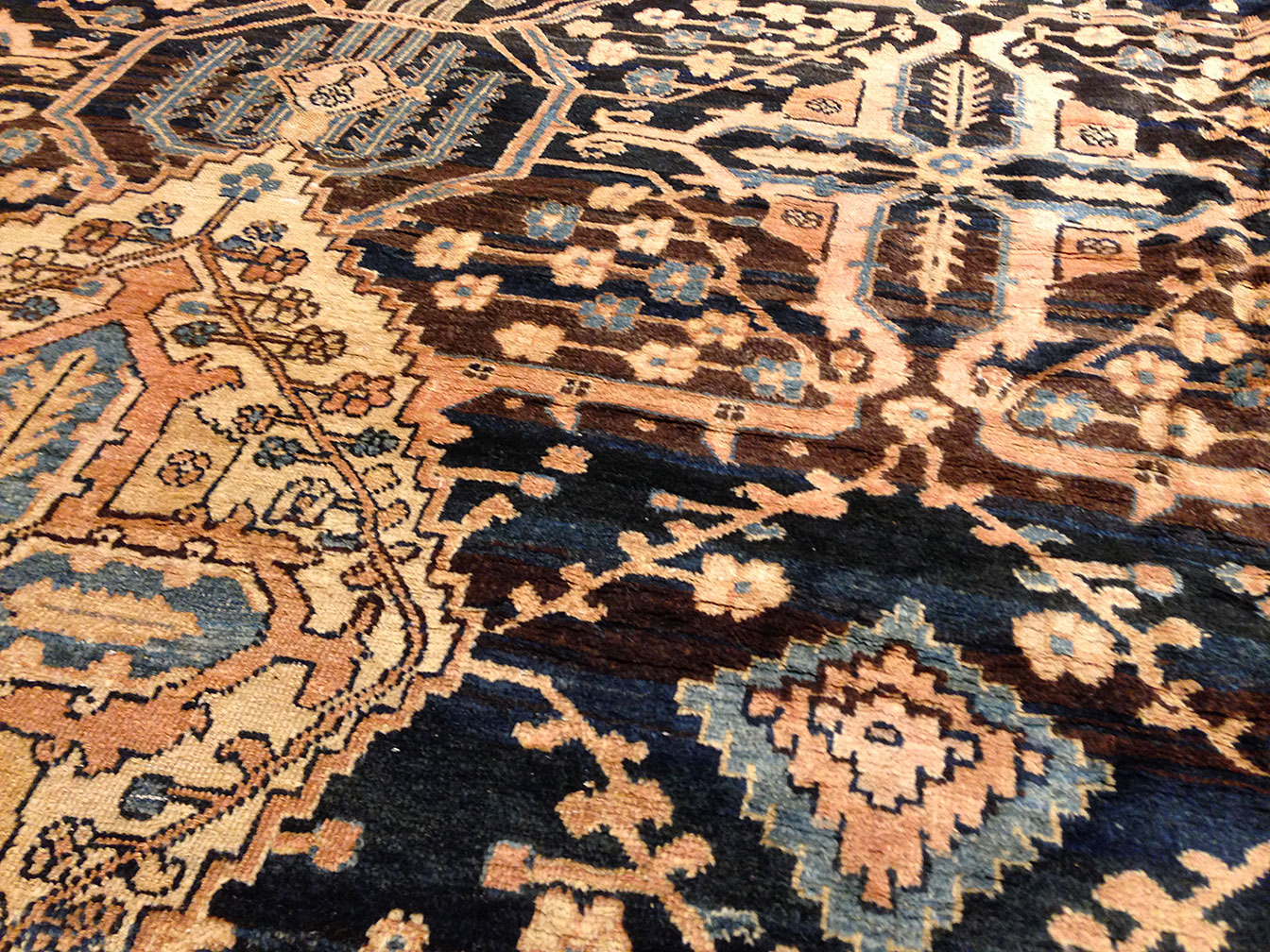 Antique baktiari Carpet - # 9581