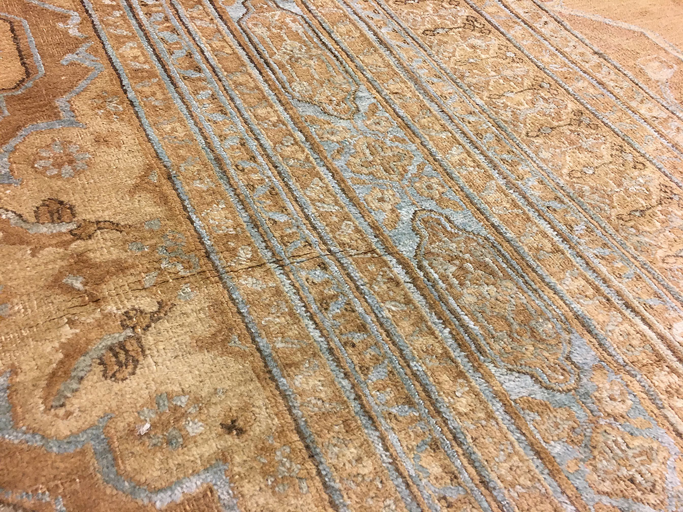 Antique dorokhsh Carpet - # 90125