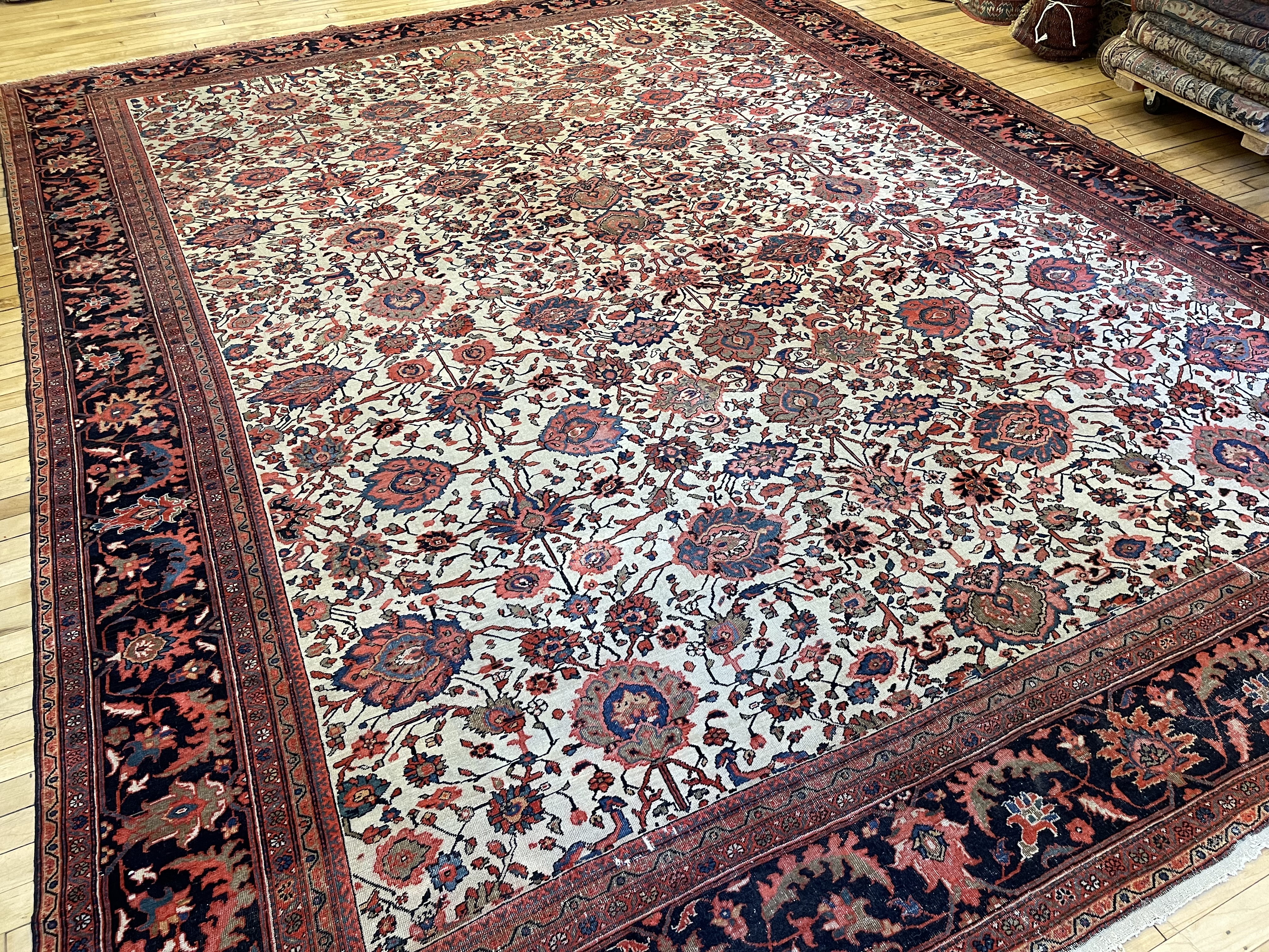 Antique fereghan Carpet - # 78204