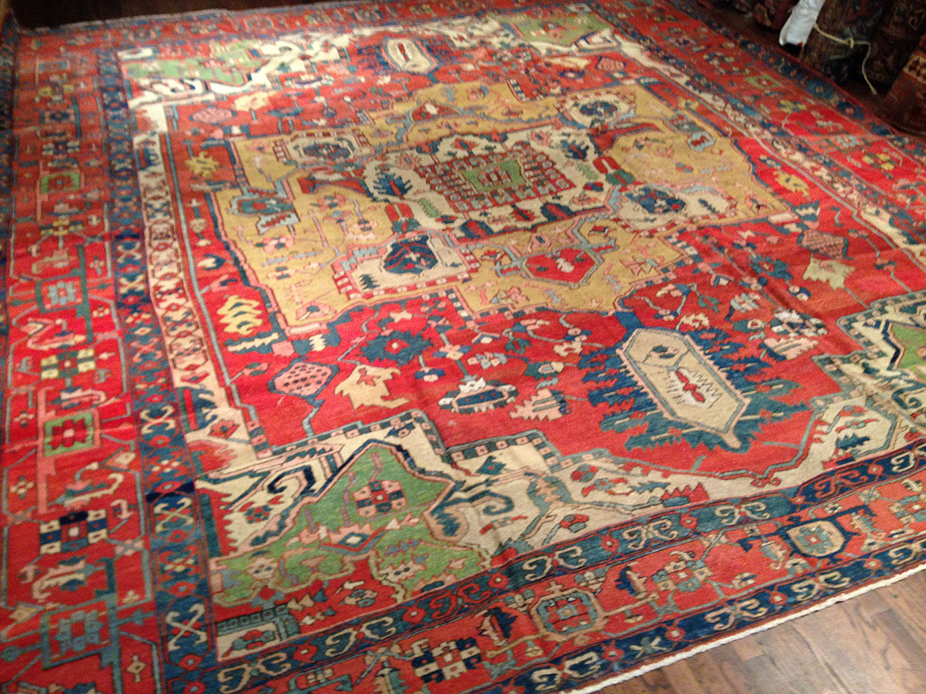 Antique heriz Carpet - # 11093