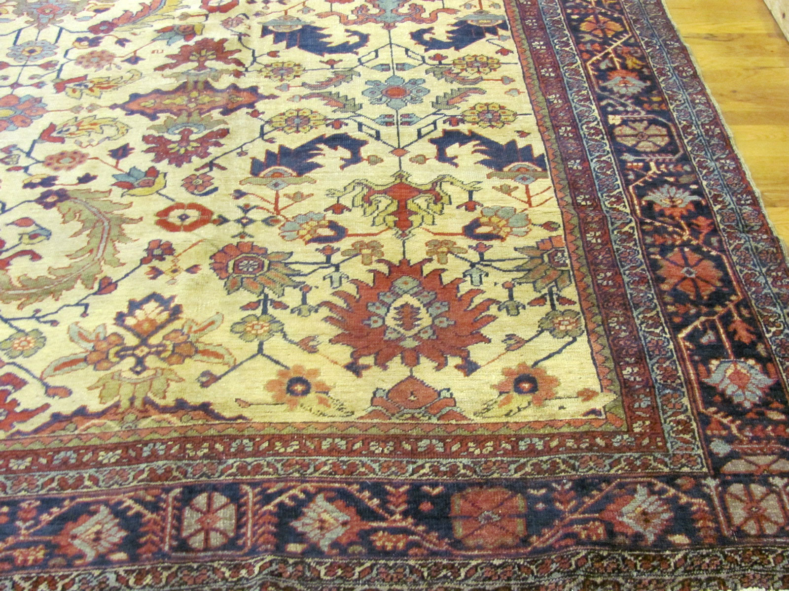 Antique heriz Carpet - # 51105