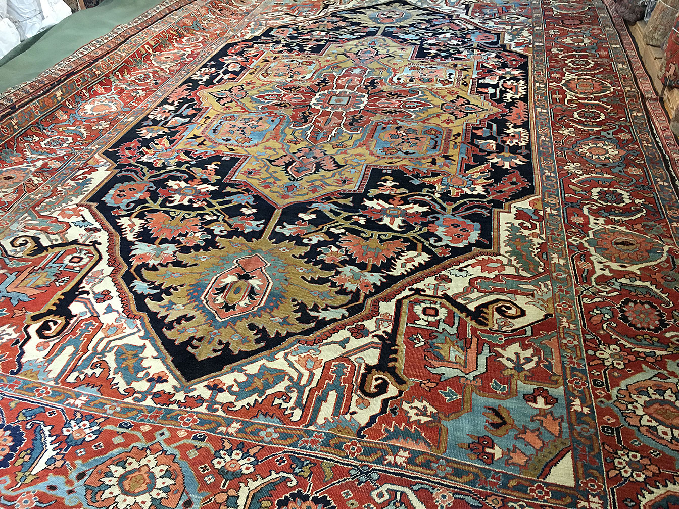 Antique heriz Carpet - # 52938