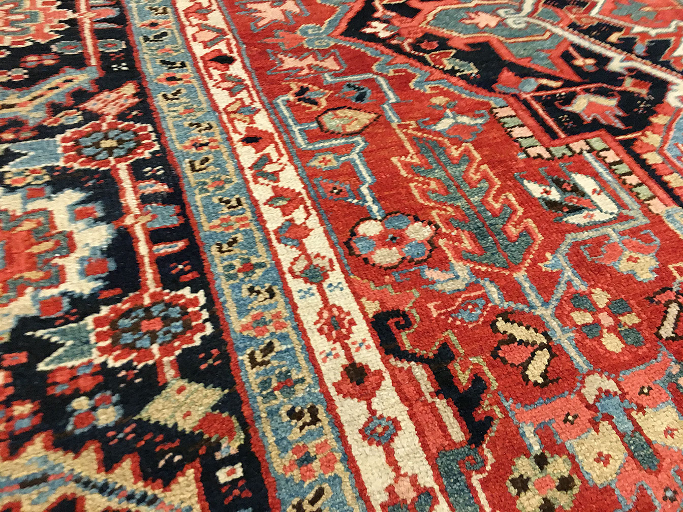 Antique heriz Carpet - # 53383