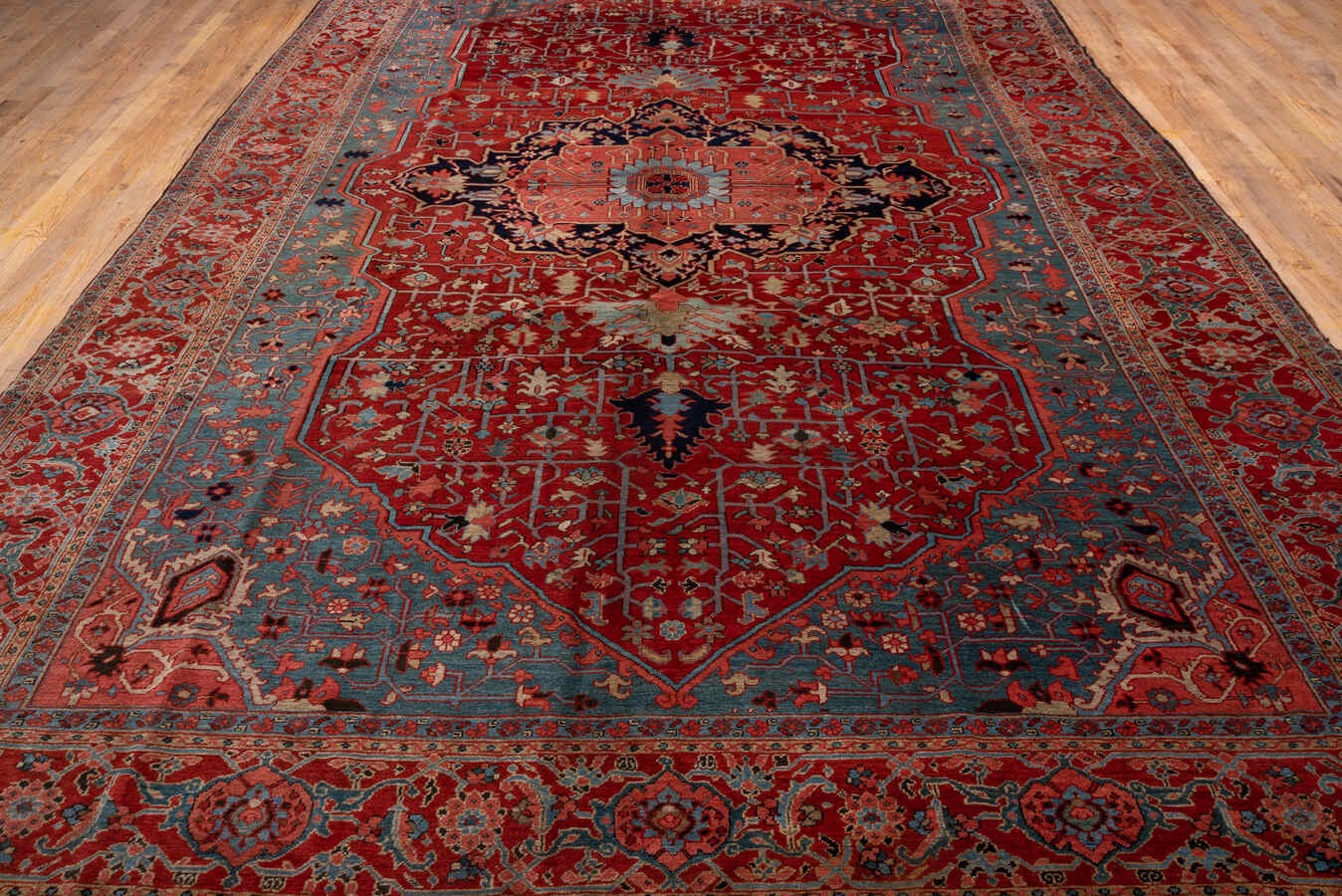 Antique heriz Carpet - # 56811