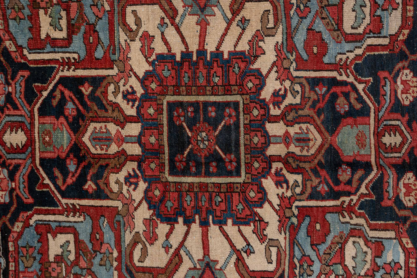 Antique heriz Carpet - # 56822