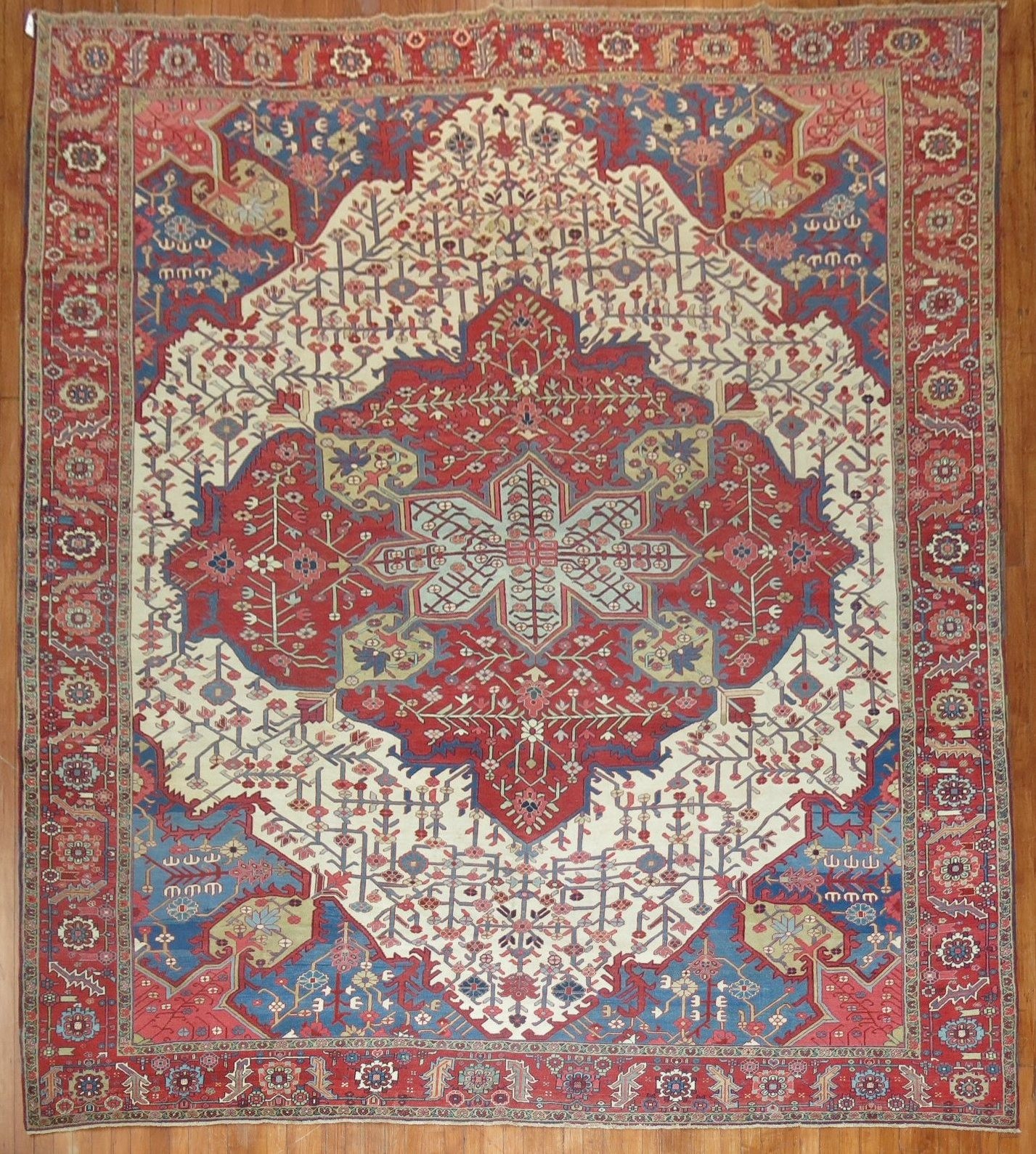 Antique heriz Carpet - # 58148