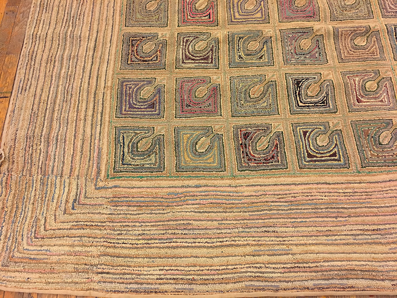 Antique hooked Carpet - # 53104