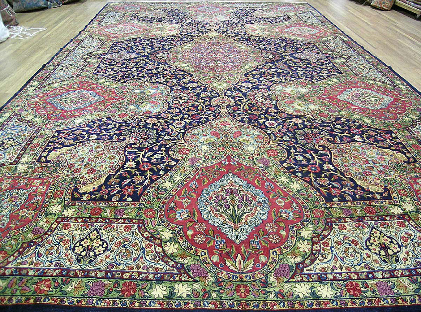Antique kirman Carpet - # 52686