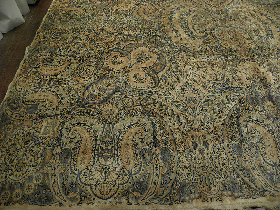 Antique kirman Carpet - # 8057