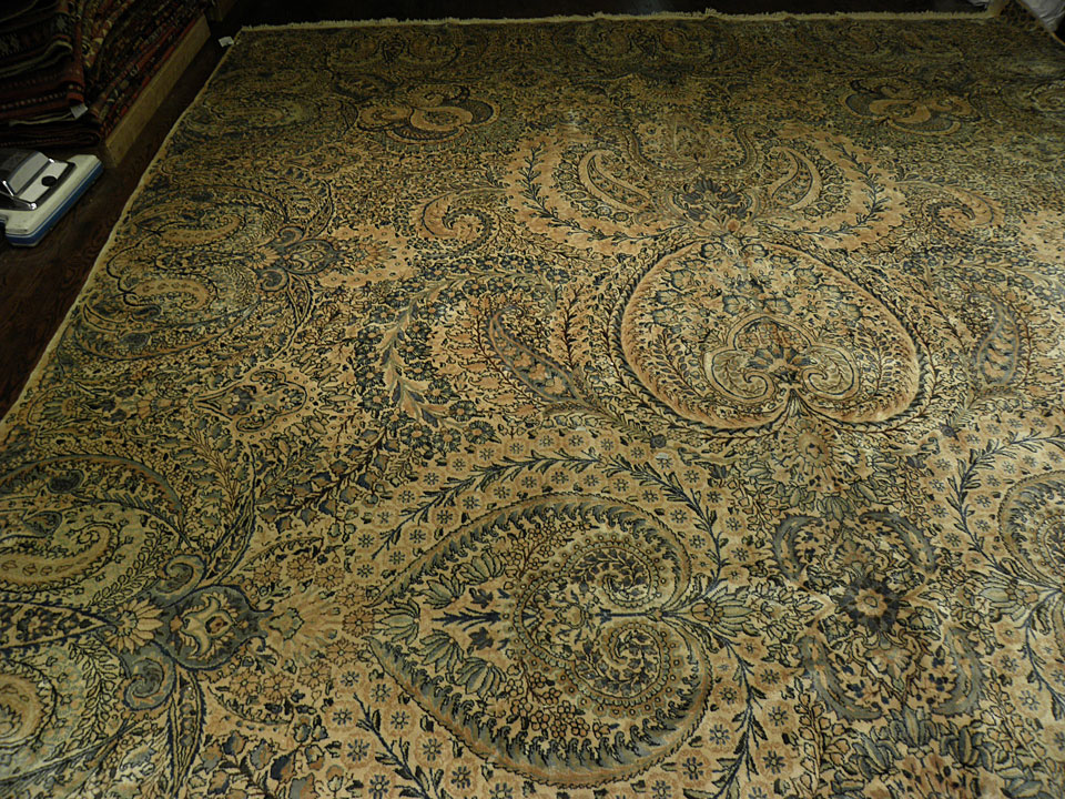 Antique kirman Carpet - # 8057