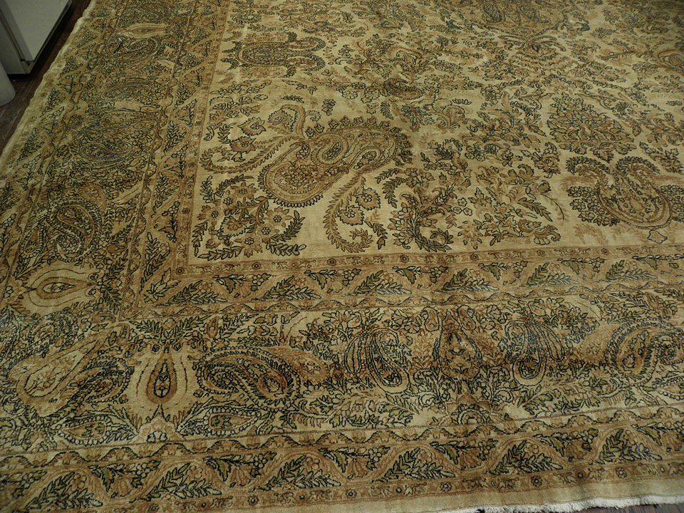 Antique kirman Carpet - # 8060