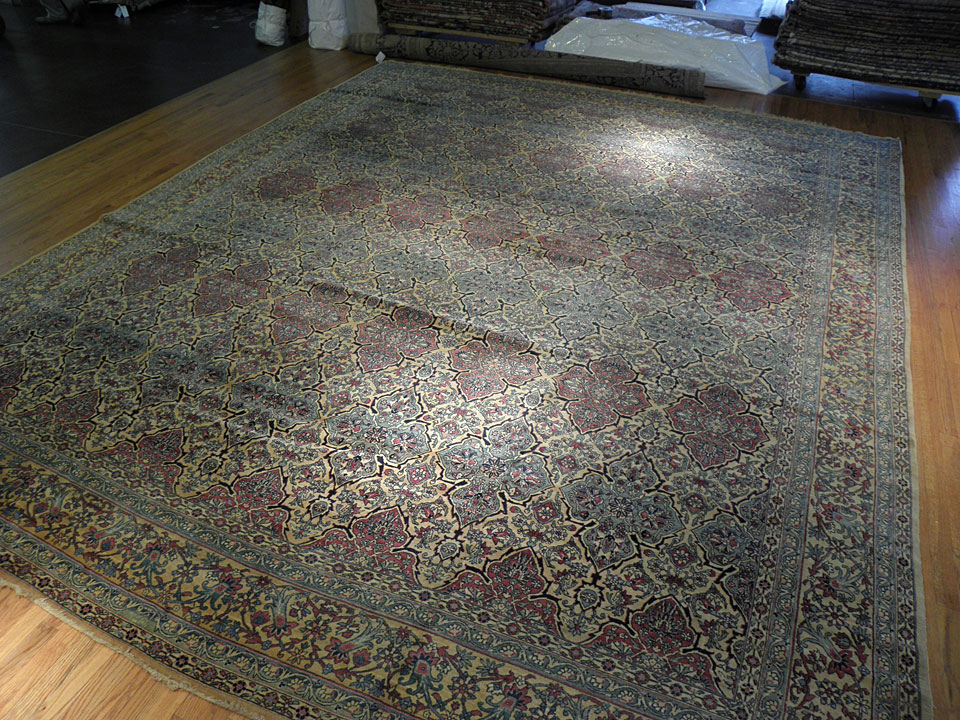 Antique kirman, lavar Carpet - # 7613