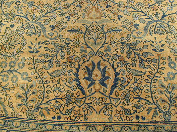 Antique meshed Carpet - # 4444