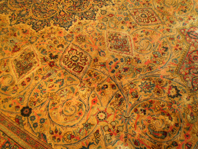 Antique meshed Carpet - # 5612