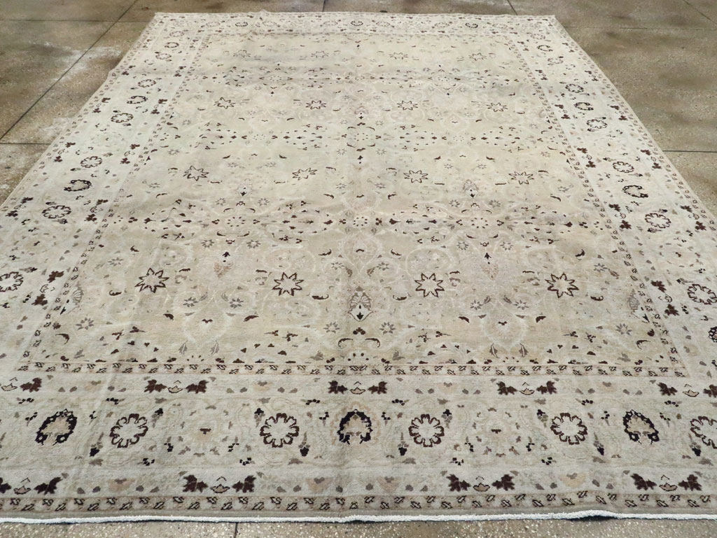 Antique meshed Carpet - # 57968
