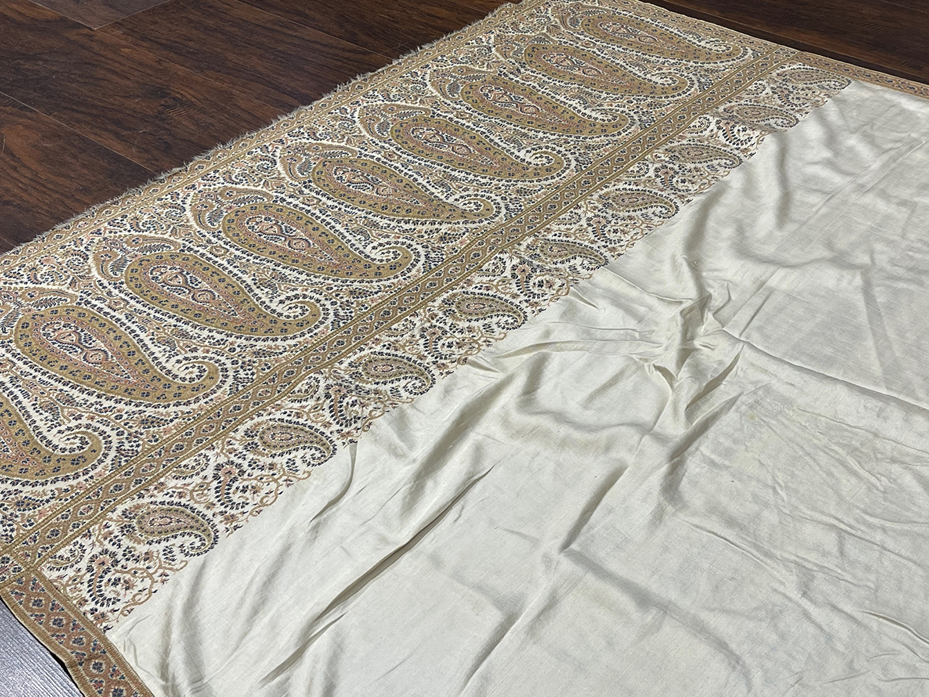 Antique paisley shawl - # 57105