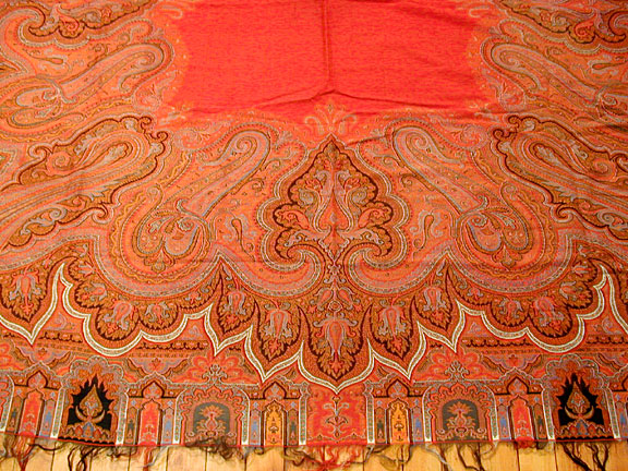 Antique paisley shawl - # 538