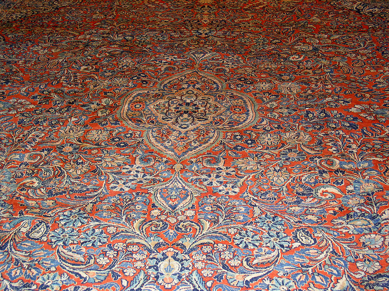 Antique sarouk Carpet - # 52353