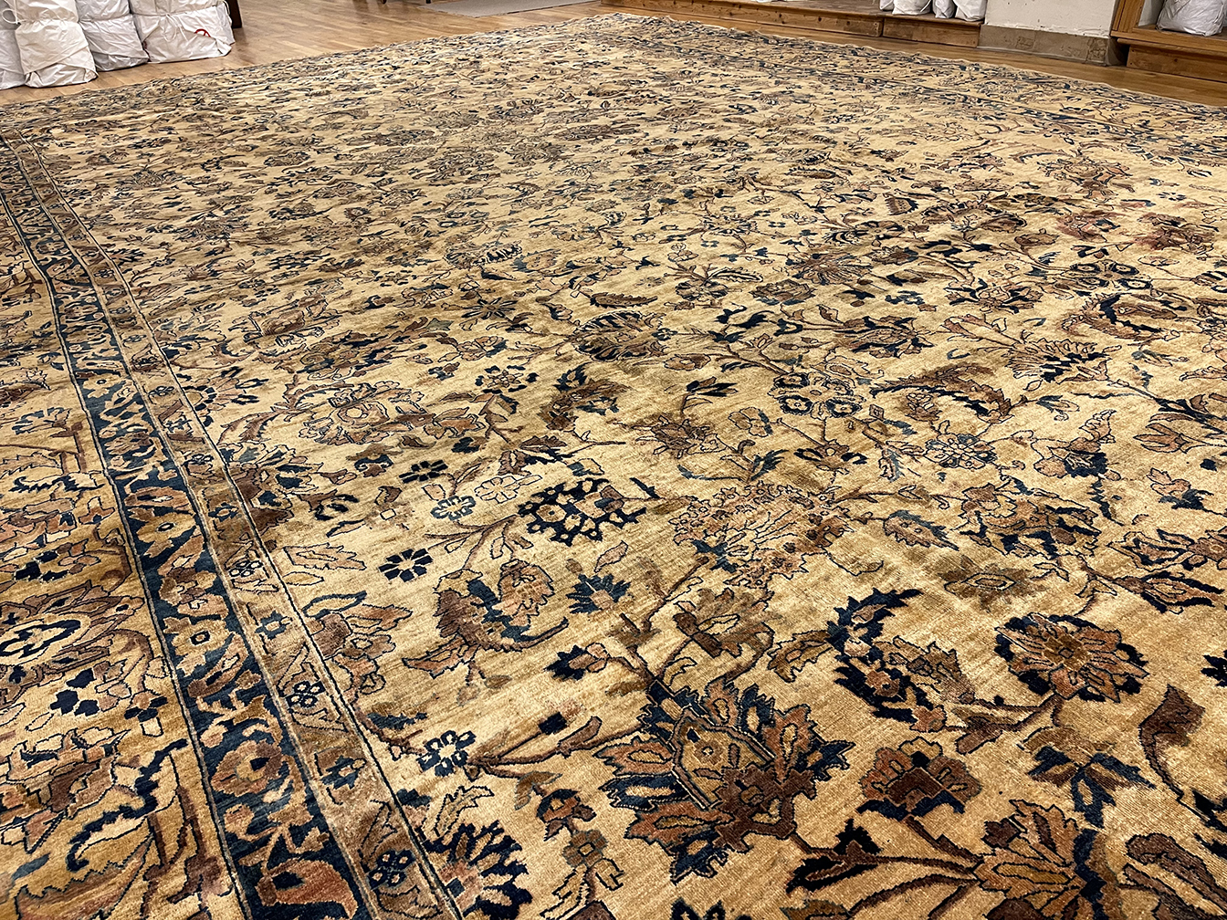 Antique sarouk Carpet - # 90094