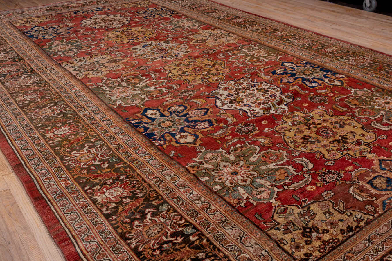 Antique sultan abad Carpet - # 56843