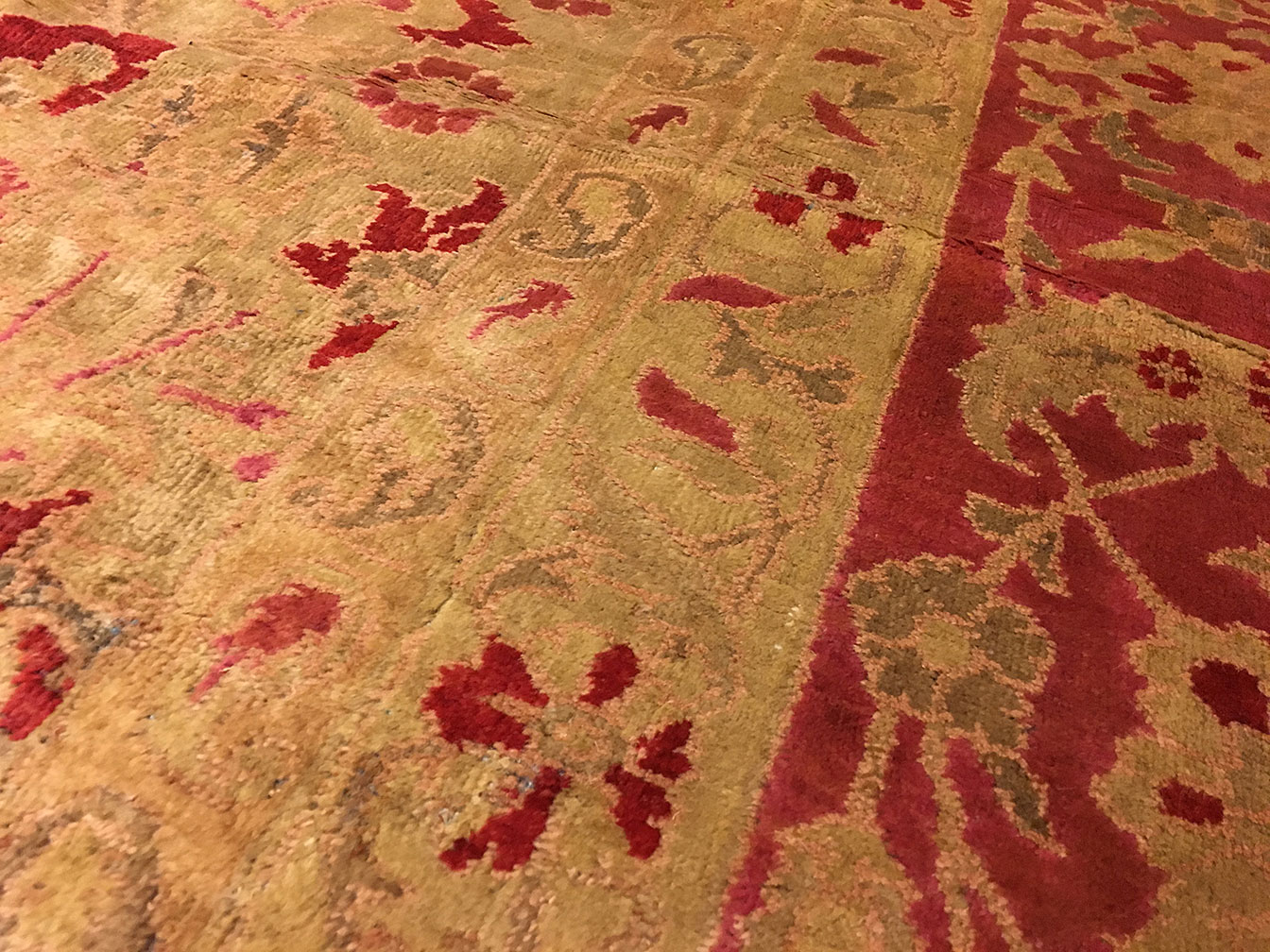 Antique sultan abad Carpet - # 732