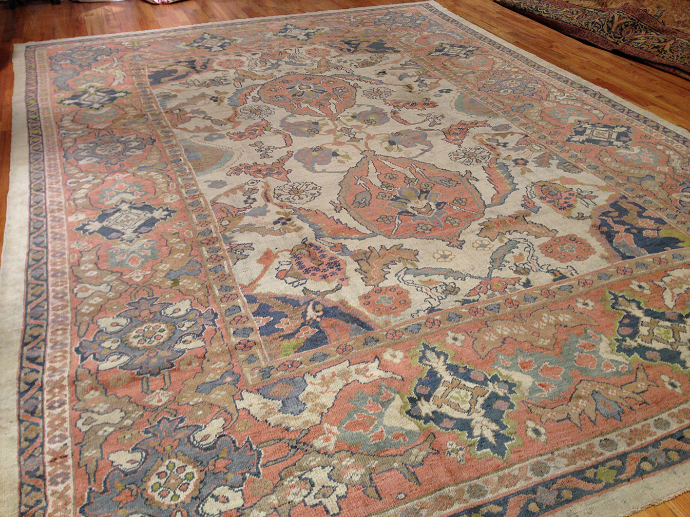 Antique sultan abad Carpet - # 8721
