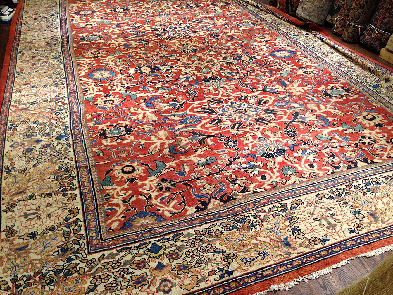 Antique sultan abad Carpet - # 9260