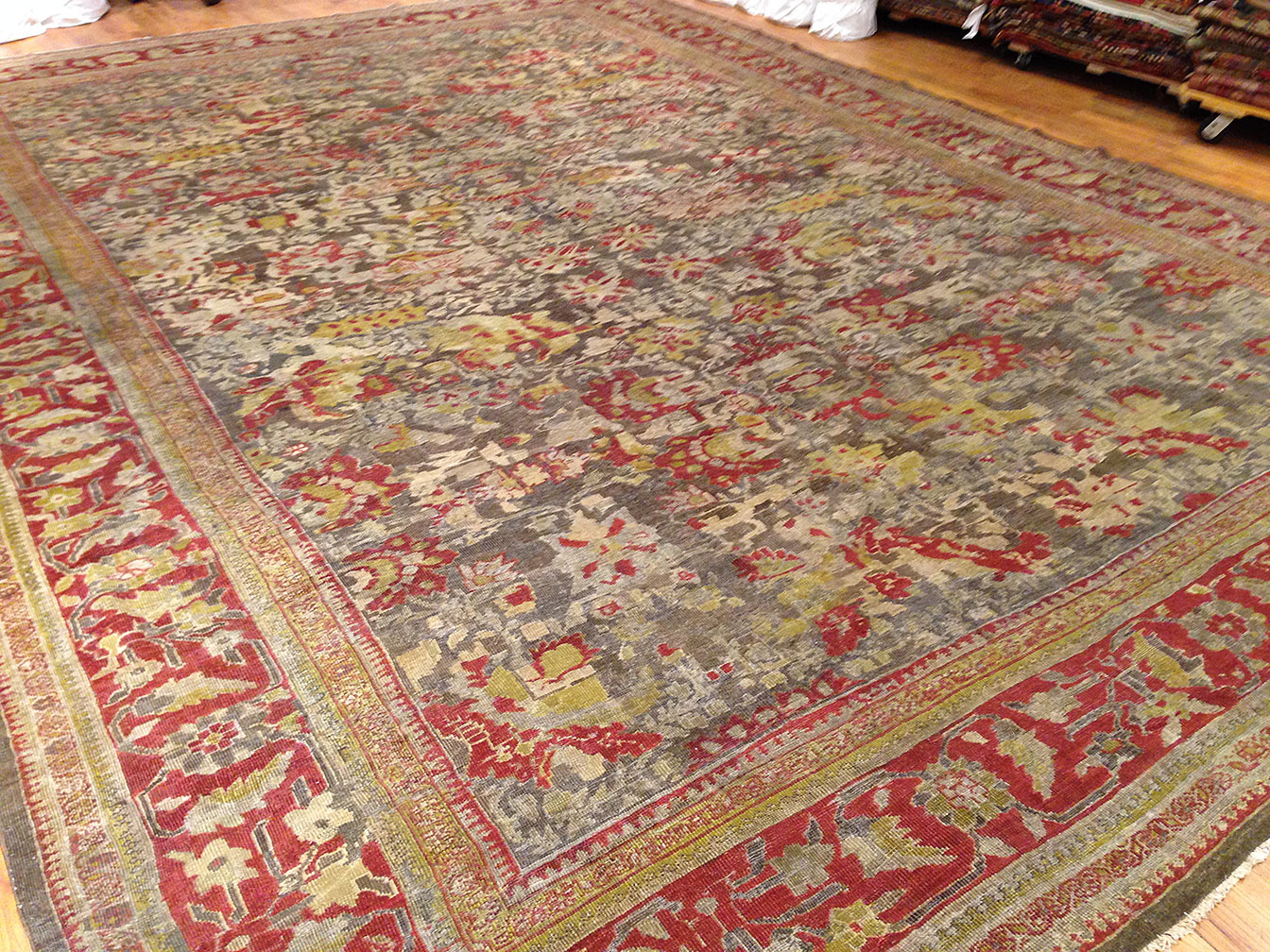 Antique sultan abad Carpet - # 9331