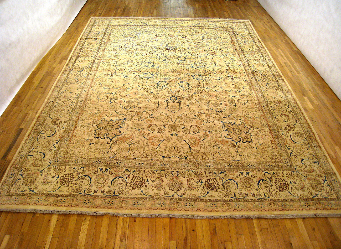 Antique tabriz Carpet - # 8912