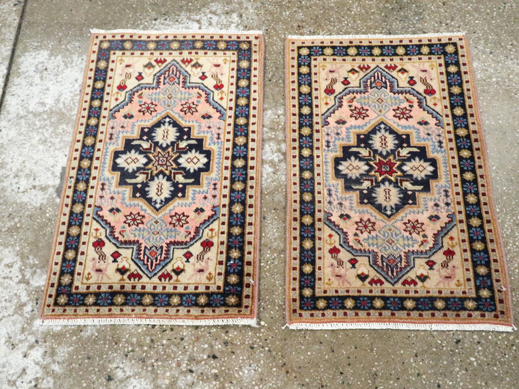 ardabil Rug - # 106018