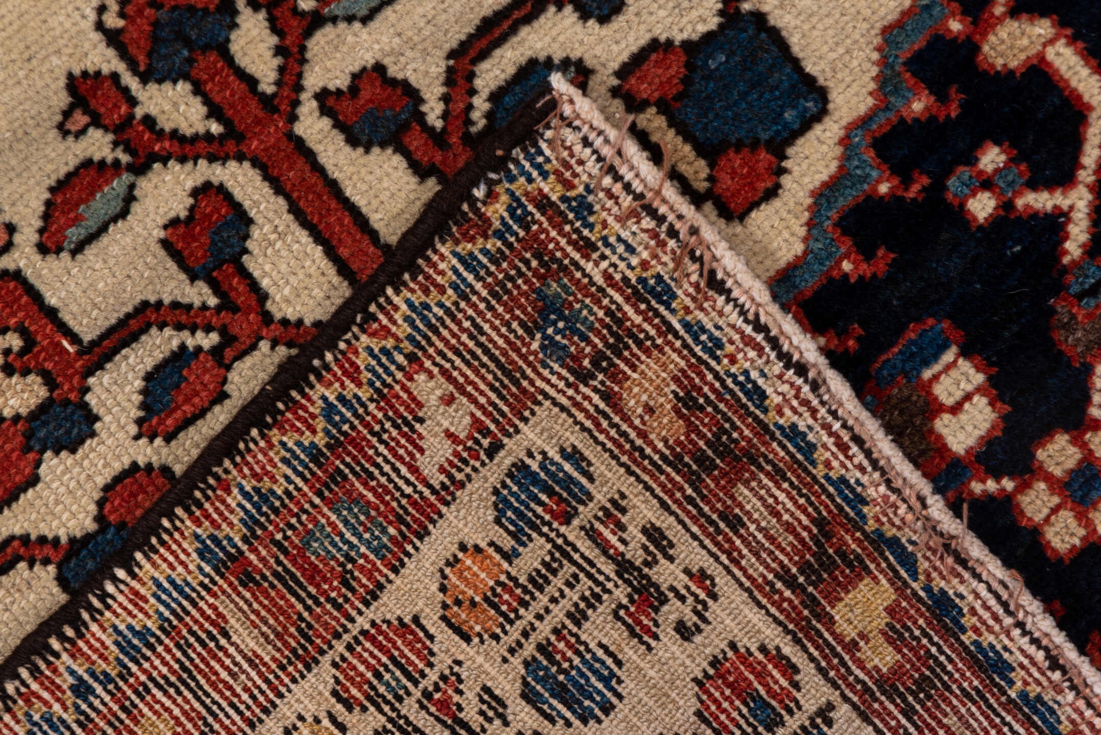 baktiary Runner - # 128911