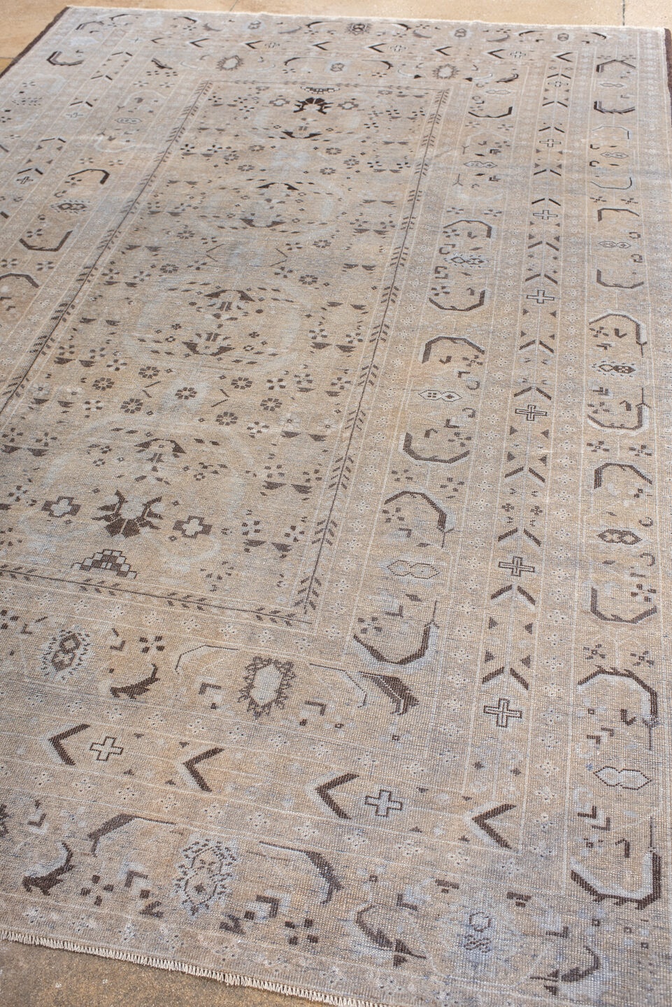 belouch Carpet - # 128899
