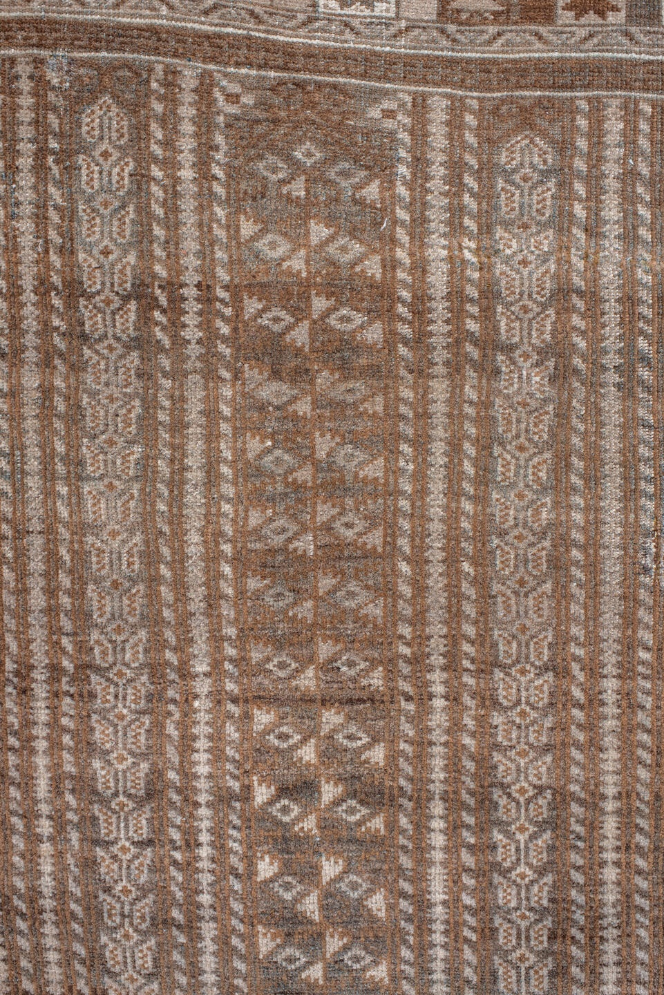 belouch Rug - # 125408