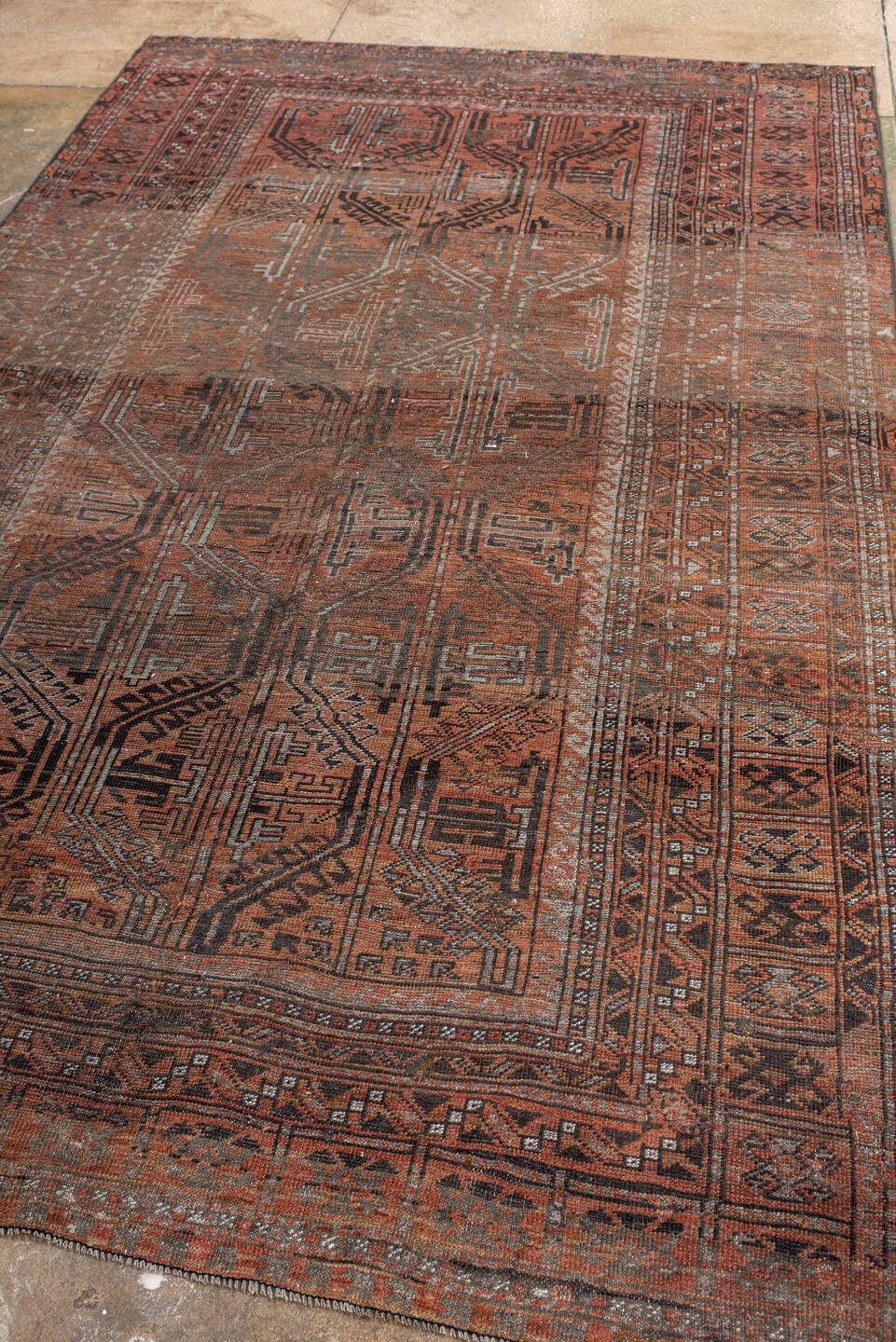 belouch Rug - # 128158
