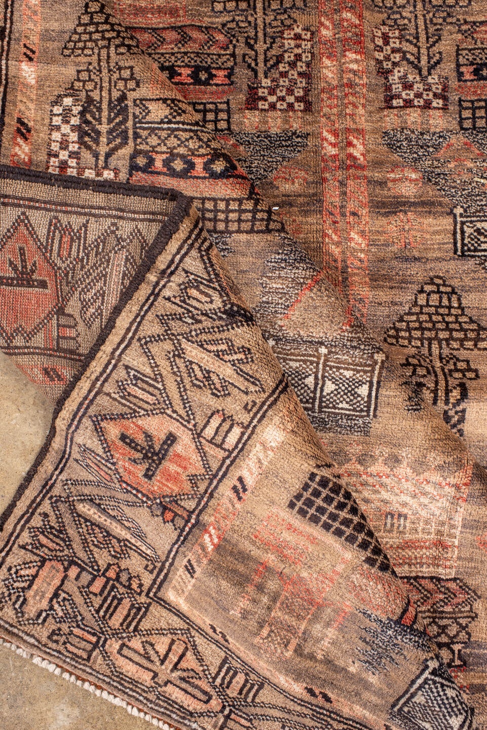 belouch Rug - # 128563