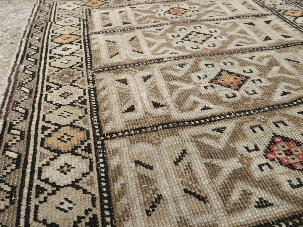 caucasian Rug - # 103479