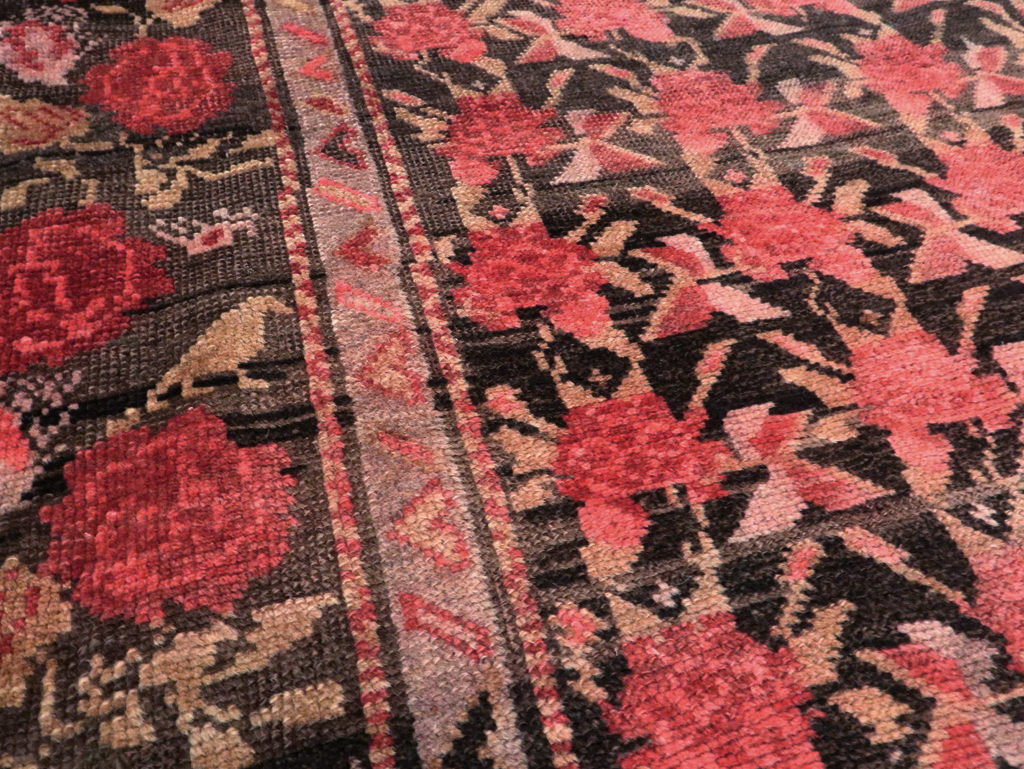 caucasian Rug - # 105482