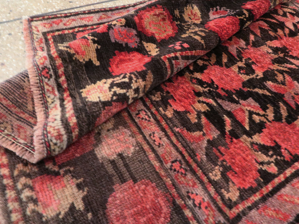 caucasian Rug - # 105482