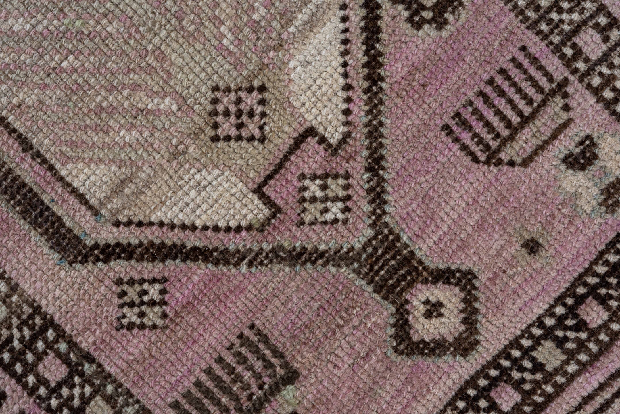 caucasian Rug - # 125569