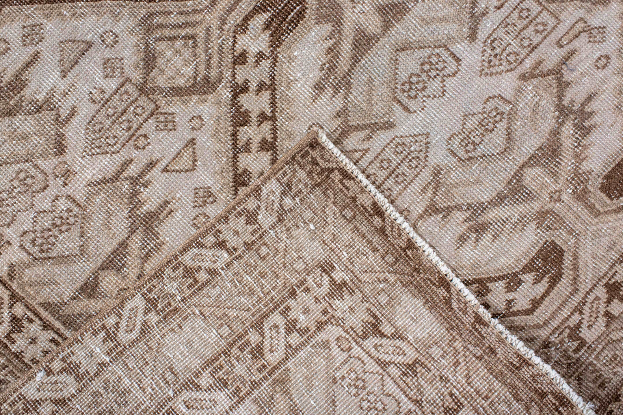 caucasian Rug - # 125628
