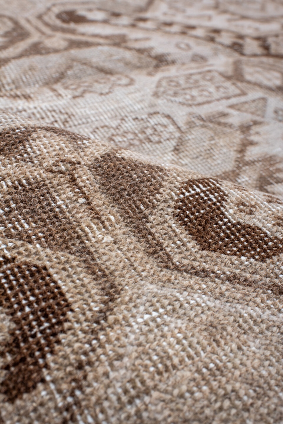 caucasian Rug - # 125628