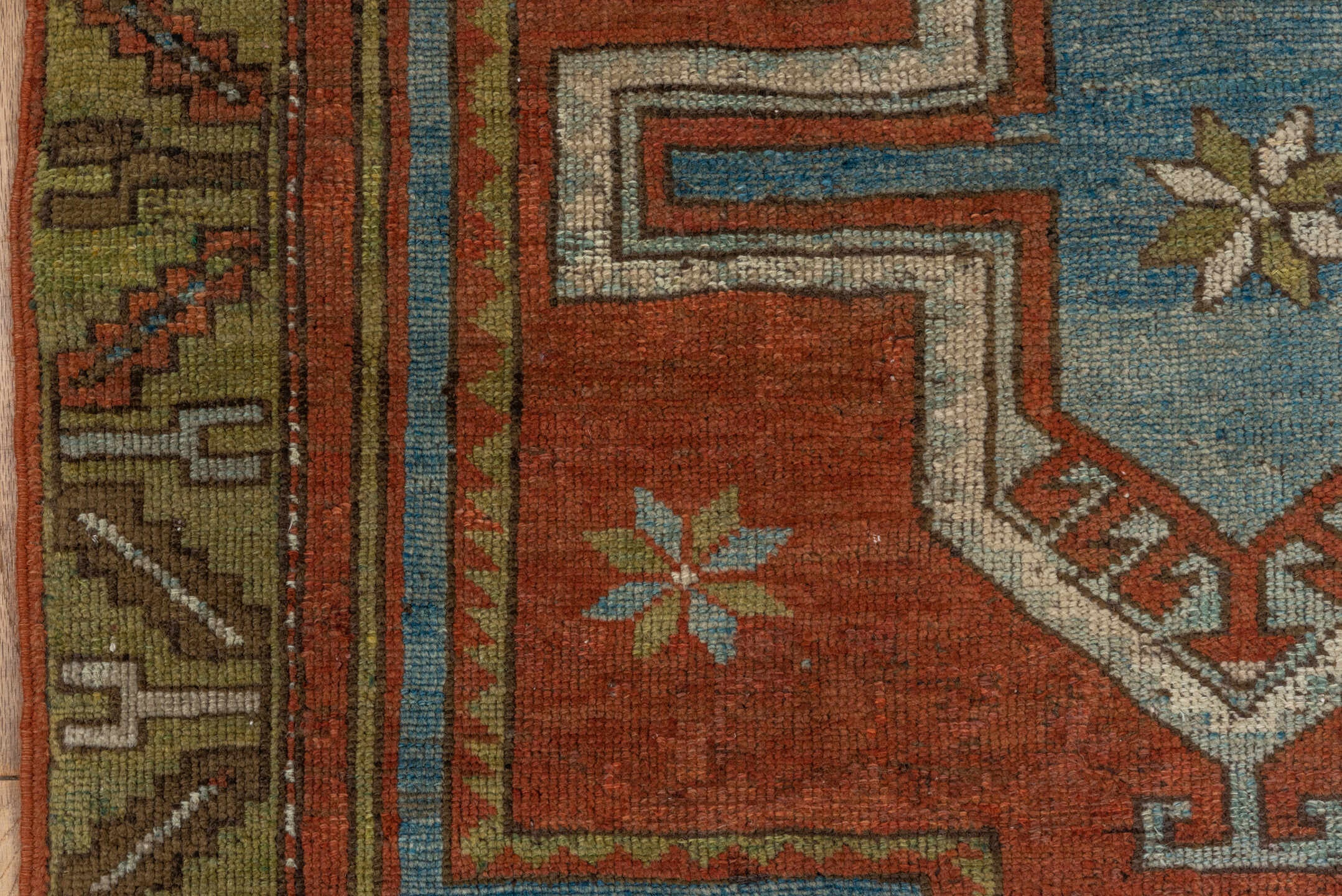 caucasian Rug - # 125989