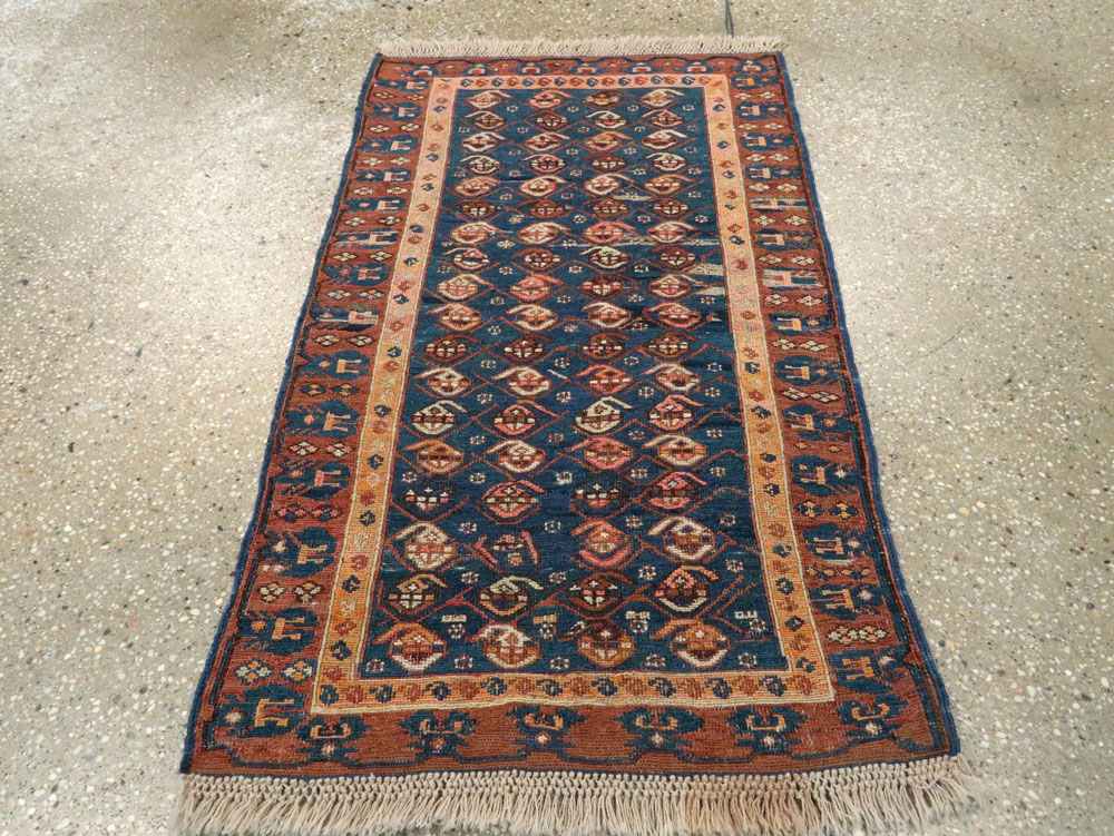 central Rug - # 101904