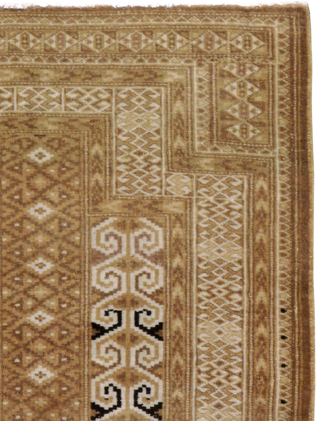 central Rug - # 102598