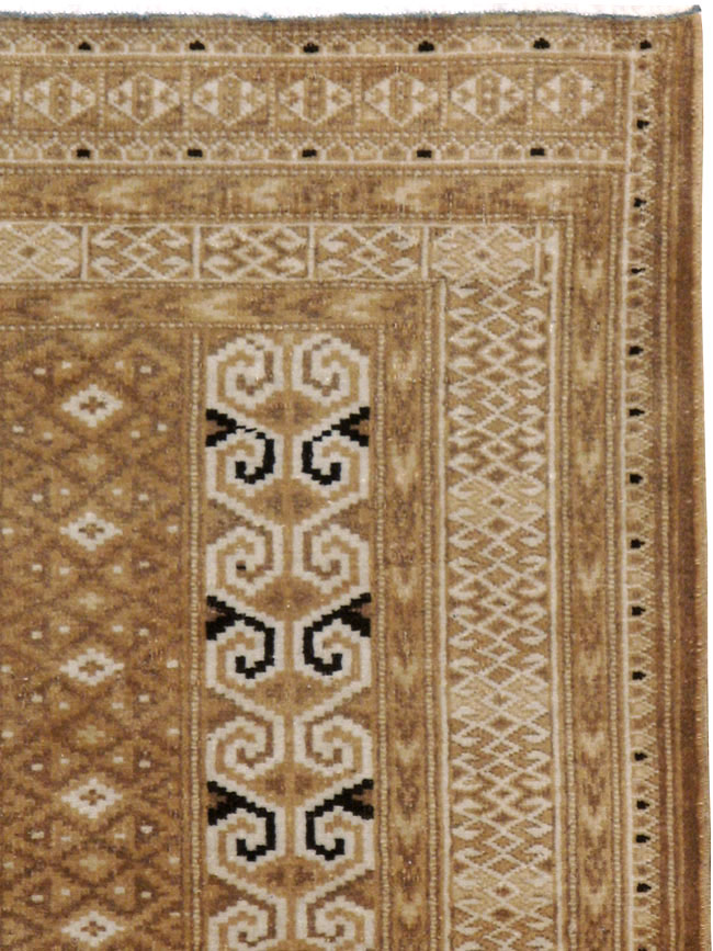 central Rug - # 102598