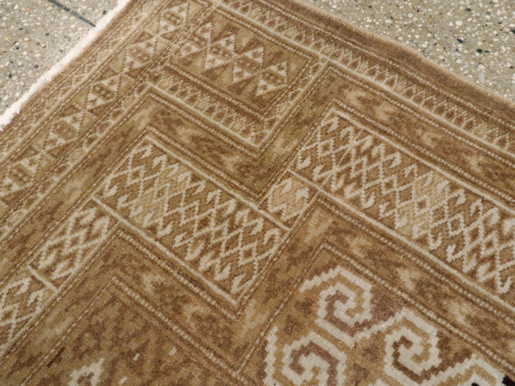central Rug - # 102598